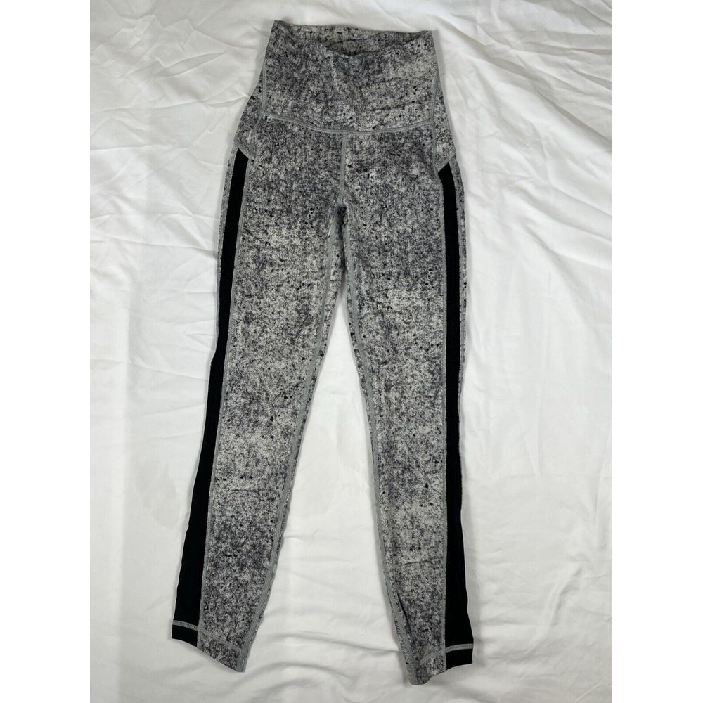 Lululemon Wunder Under HR Tight Size 2 Gray Black LW5AXBS AAWM/BLK‎